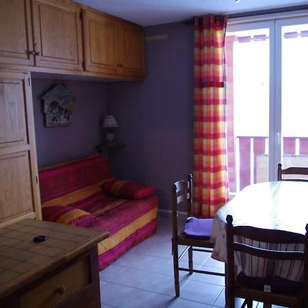 Agreable Studio A 400 M Du Centre Ville De Luz Люс-Сен-Совёр Экстерьер фото